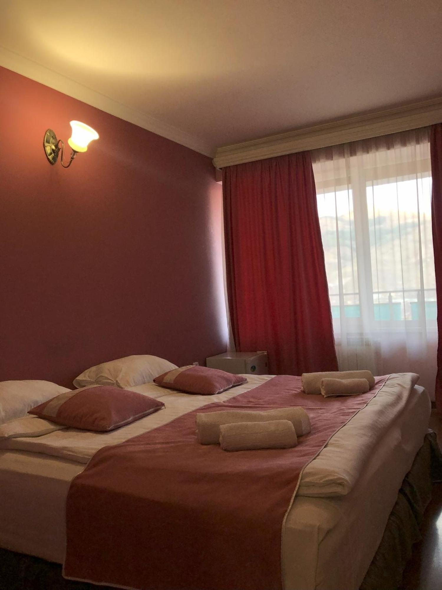 Goris Hotel Zewnętrze zdjęcie